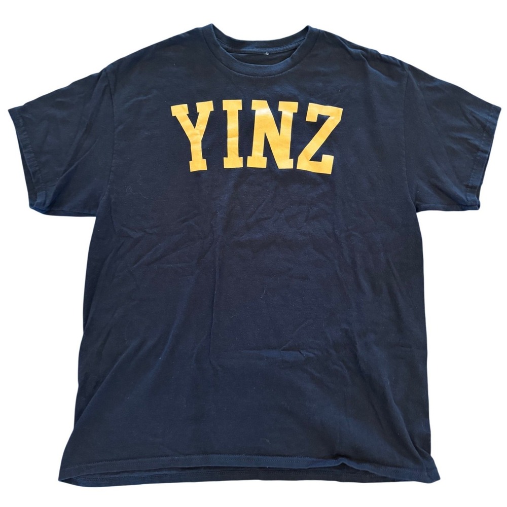 YINZ Pittsburgh Graphic T-Shirt Black Yellow Mens Size Large short sleeve tee